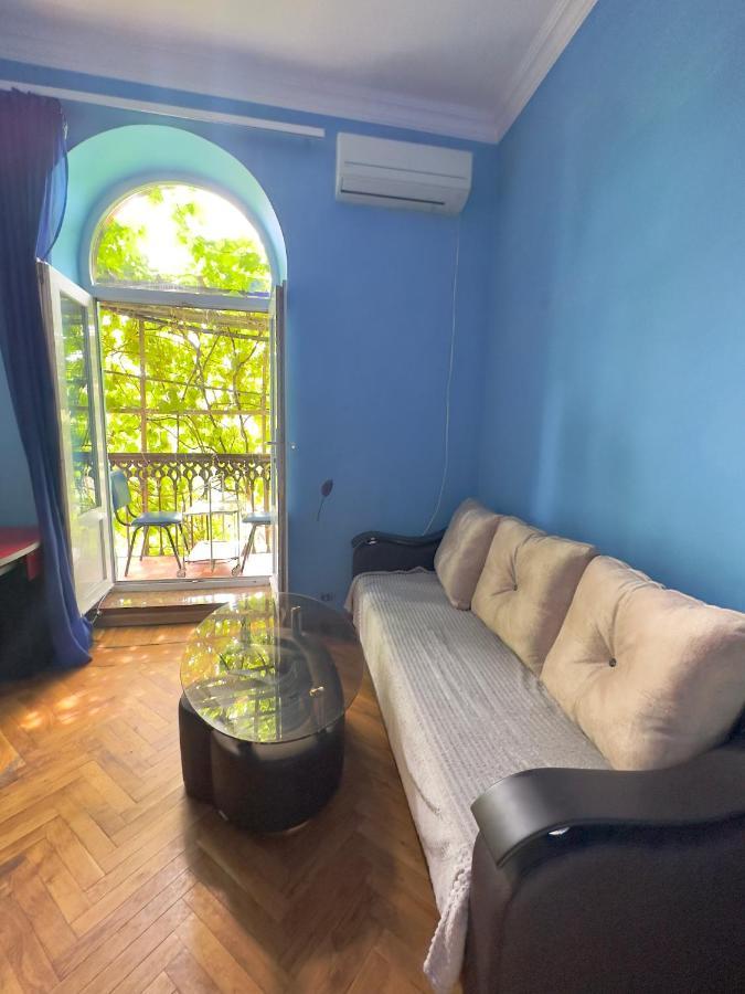 Karson Guest House And Tours 예레반 외부 사진