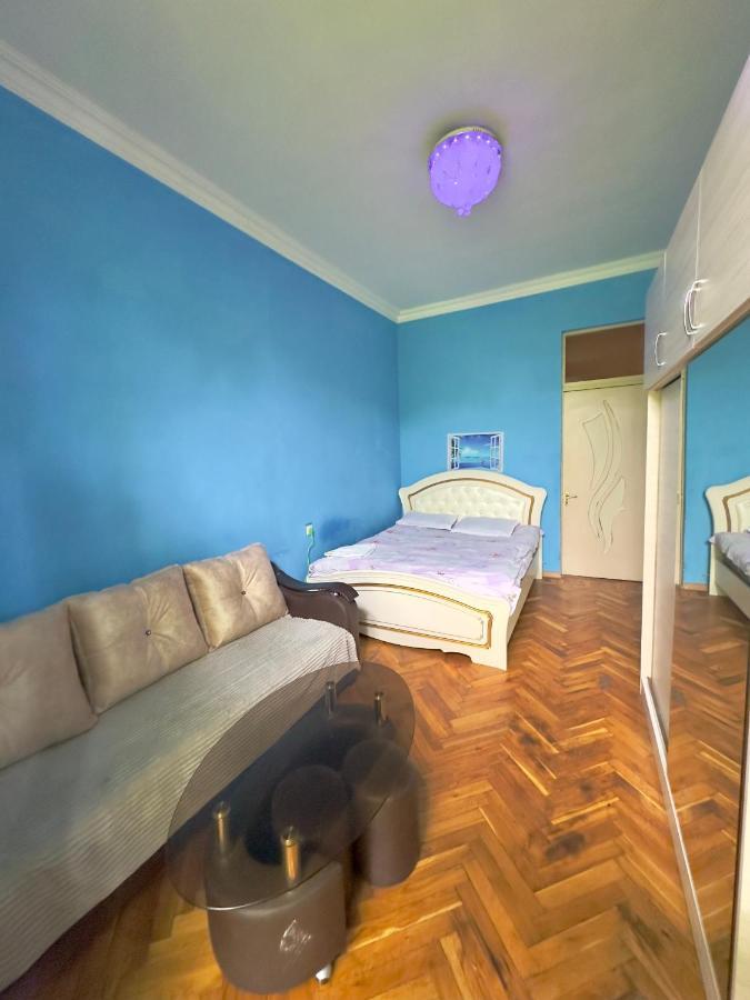 Karson Guest House And Tours 예레반 외부 사진